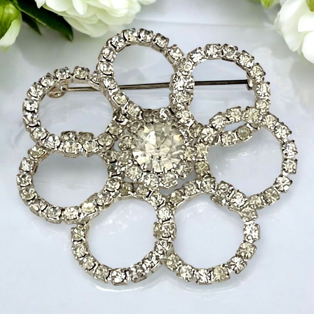 Vintage 1960s Flower Brooch Rhinestone Open Circle Silver Tone Pin - 10Q